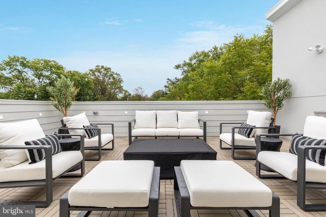 7435 NIGH RD, Falls Church, VA 22043