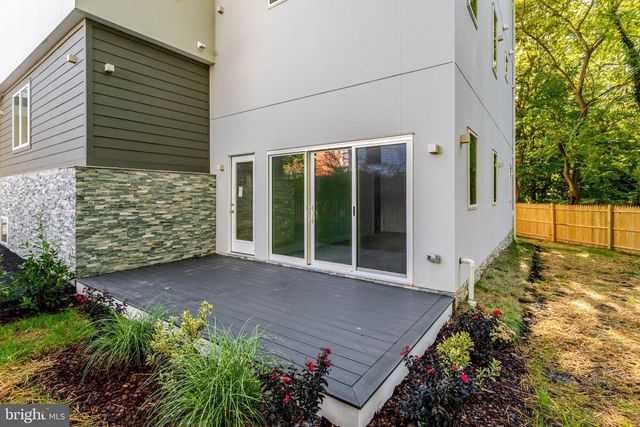 7435 NIGH RD, Falls Church, VA 22043