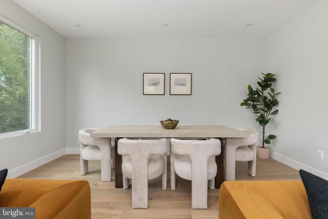 7435 NIGH RD, Falls Church, VA 22043