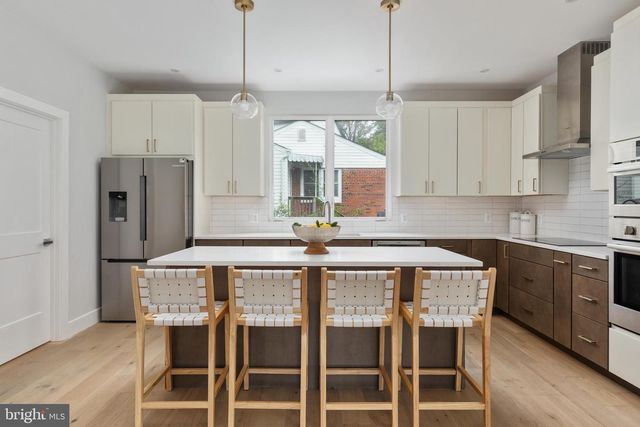 7435 NIGH RD, Falls Church, VA 22043