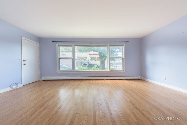 5942 W Addison Street 1, Chicago, IL 60634