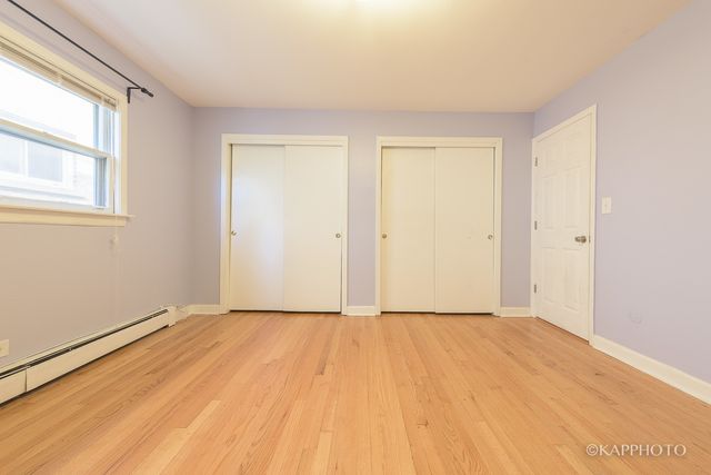 5942 W Addison Street 1, Chicago, IL 60634