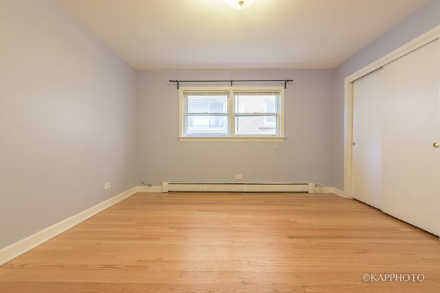 5942 W Addison Street 1, Chicago, IL 60634