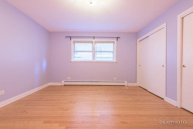 5942 W Addison Street 1, Chicago, IL 60634