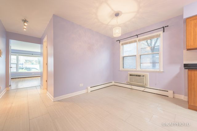 5942 W Addison Street 1, Chicago, IL 60634