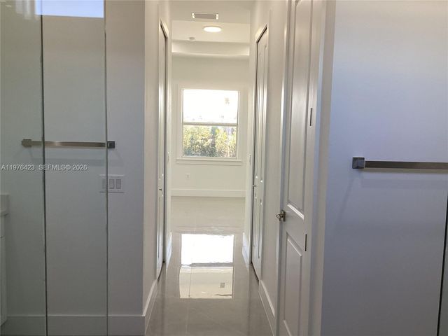 1120 NE 32nd LN, Cape Coral, FL 33990