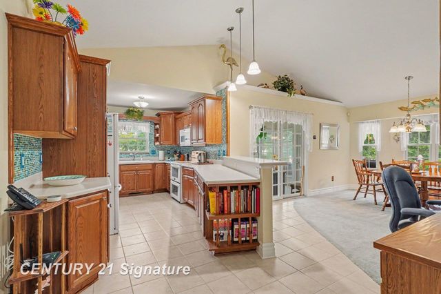 4470 Meadow Creek Court, Saginaw Twp, MI 48603