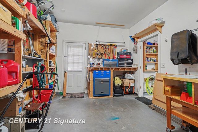 4470 Meadow Creek Court, Saginaw Twp, MI 48603