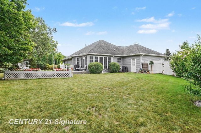 4470 Meadow Creek Court, Saginaw Twp, MI 48603