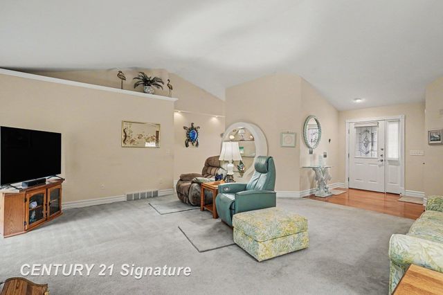 4470 Meadow Creek Court, Saginaw Twp, MI 48603