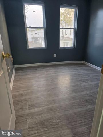 211 SPRUCE ST, Darby, PA 19023