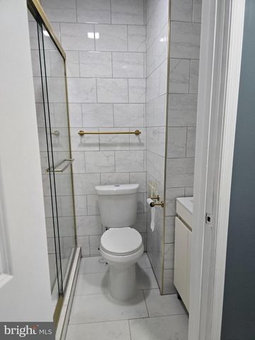 211 SPRUCE ST, Darby, PA 19023