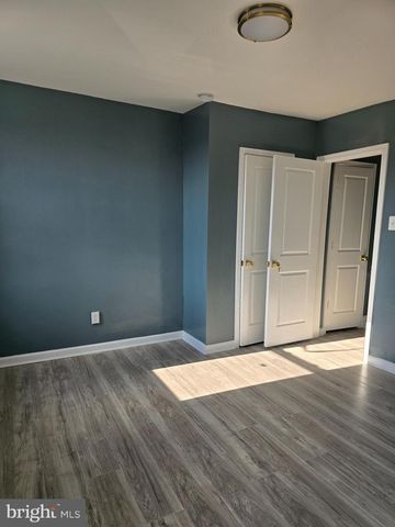 211 SPRUCE ST, Darby, PA 19023