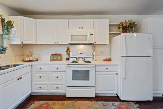 363 Orwell, Encinitas, CA 92024