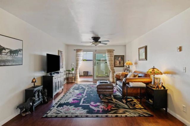 363 Orwell, Encinitas, CA 92024