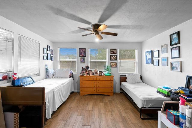 3910 Lincoln St, Corpus Christi, TX 78415