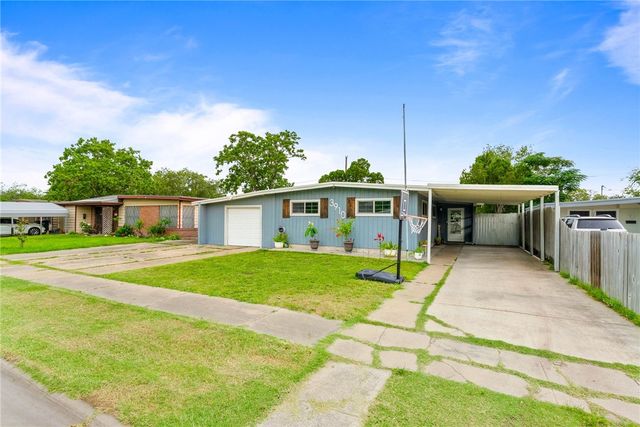 3910 Lincoln St, Corpus Christi, TX 78415