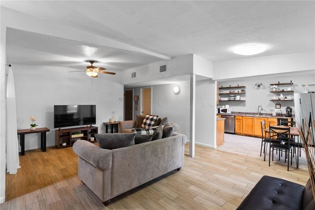 3910 Lincoln St, Corpus Christi, TX 78415