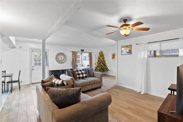 3910 Lincoln St, Corpus Christi, TX 78415