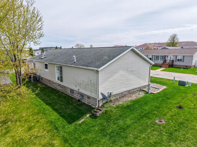 505 Peony St SE, Rochester, MN 55904