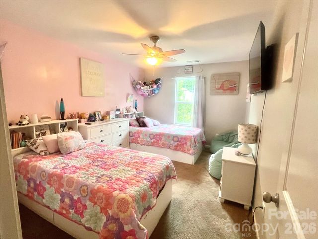 1106 Brookdale Lane, Stanley, NC 28164