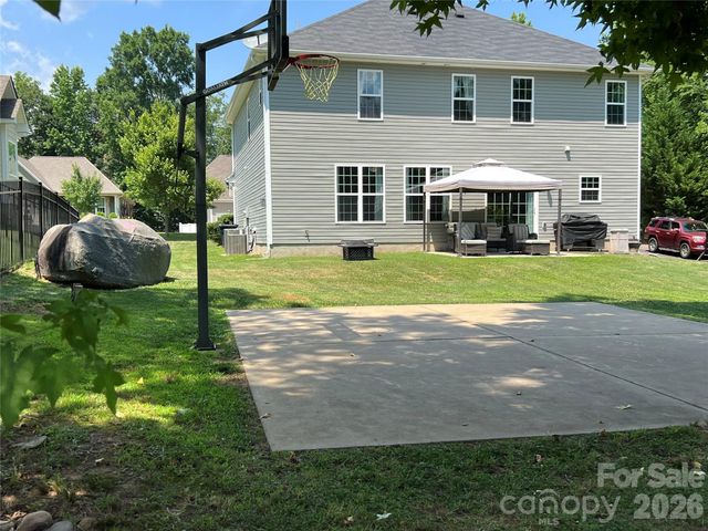 1106 Brookdale Lane, Stanley, NC 28164