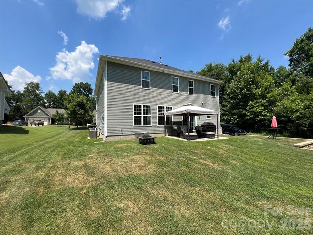 1106 Brookdale Lane, Stanley, NC 28164