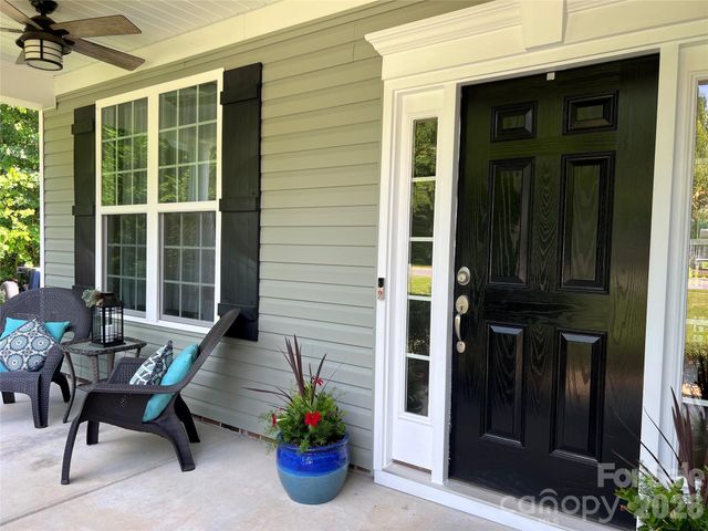 1106 Brookdale Lane, Stanley, NC 28164