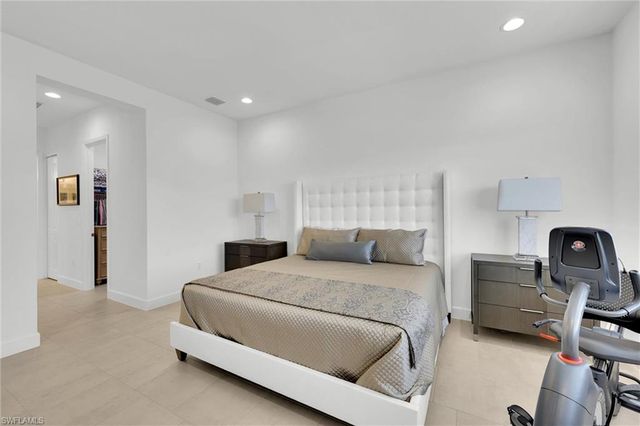 20337 Fair Oak LN, Estero, FL 33928