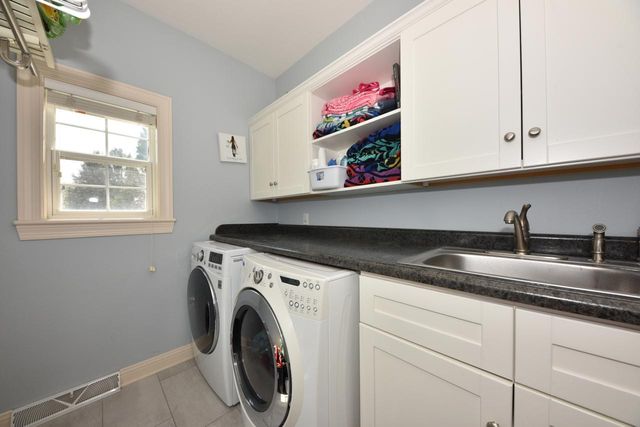 5255 W Princeton DRIVE, Franklin, WI 53132