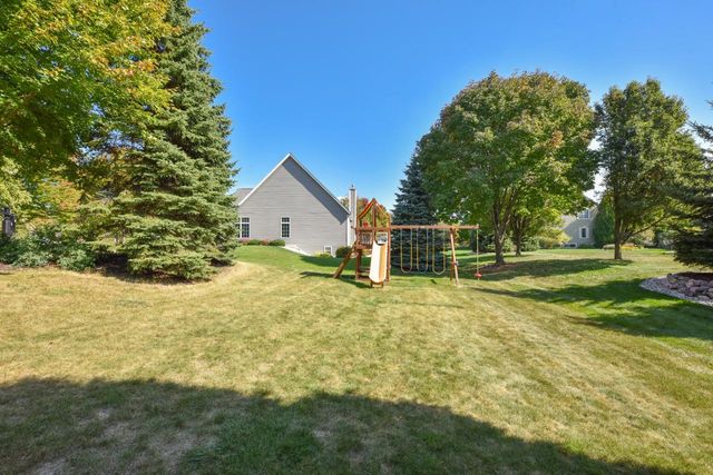 5255 W Princeton DRIVE, Franklin, WI 53132