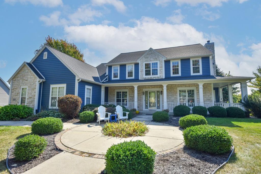 5255 W Princeton DRIVE, Franklin, WI 53132