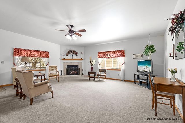 1103 ROSEBUD RD, Cheyenne, WY 82001