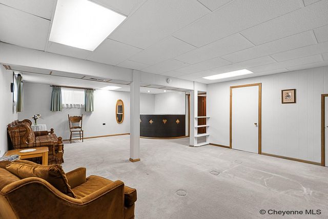 1103 ROSEBUD RD, Cheyenne, WY 82001