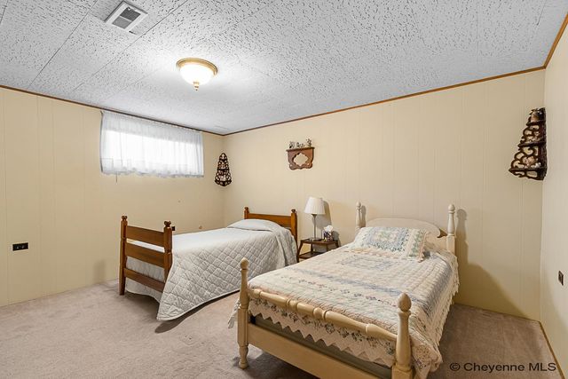 1103 ROSEBUD RD, Cheyenne, WY 82001