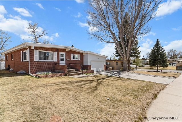 1103 ROSEBUD RD, Cheyenne, WY 82001