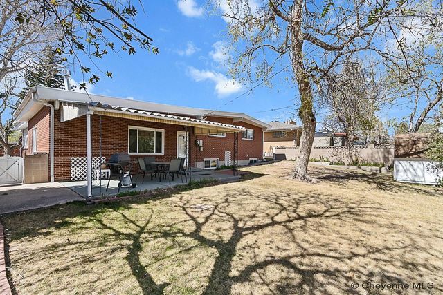 1103 ROSEBUD RD, Cheyenne, WY 82001