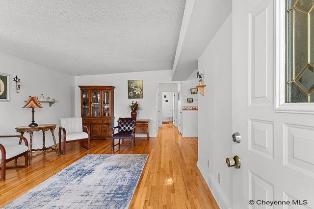 1103 ROSEBUD RD, Cheyenne, WY 82001