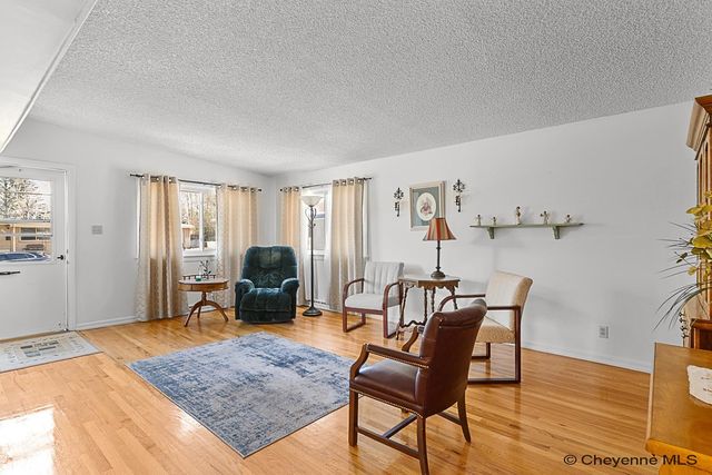 1103 ROSEBUD RD, Cheyenne, WY 82001
