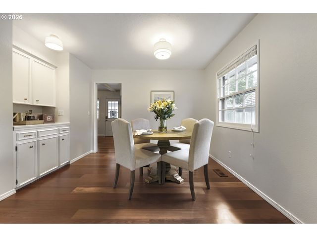 19785 Nw ROCK CREEK Dr, Portland, OR 97229