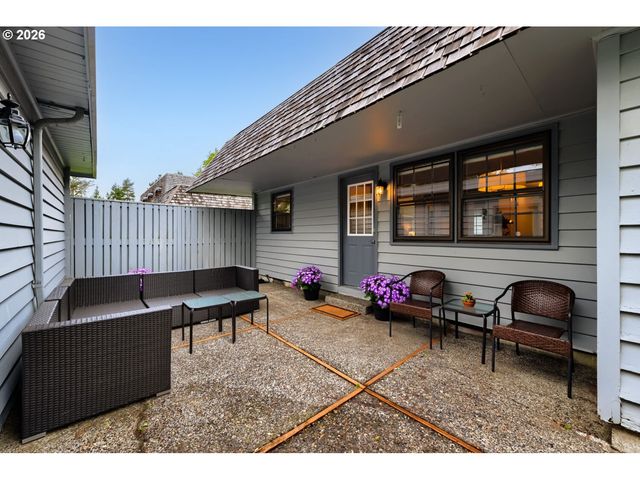 19785 Nw ROCK CREEK Dr, Portland, OR 97229