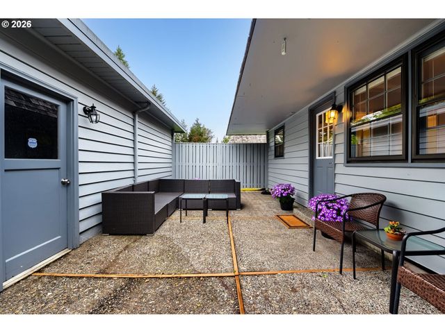 19785 Nw ROCK CREEK Dr, Portland, OR 97229