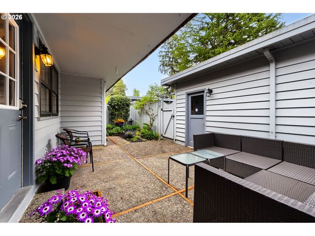 19785 Nw ROCK CREEK Dr, Portland, OR 97229