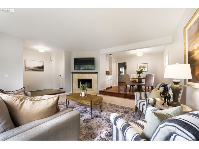 19785 Nw ROCK CREEK Dr, Portland, OR 97229