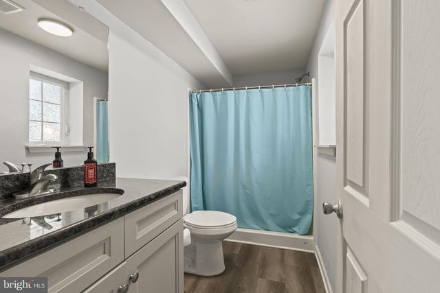 25 LAMP POST LN, Somerdale, NJ 08083