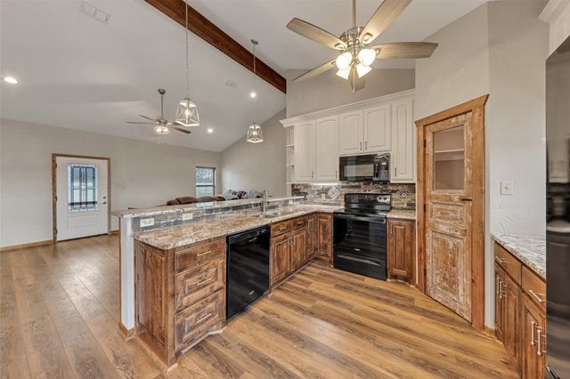 5302 N State Highway 37, Winnsboro, TX 75494