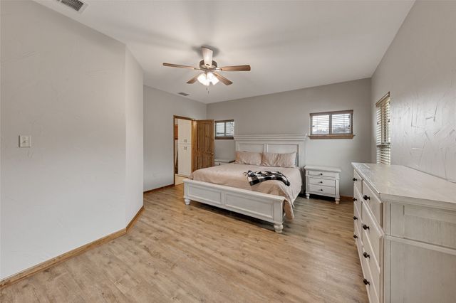 5302 N State Highway 37, Winnsboro, TX 75494