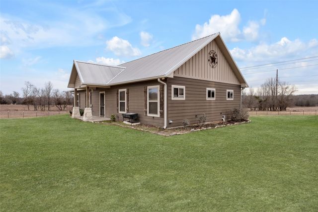 5302 N State Highway 37, Winnsboro, TX 75494