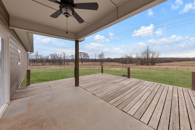 5302 N State Highway 37, Winnsboro, TX 75494