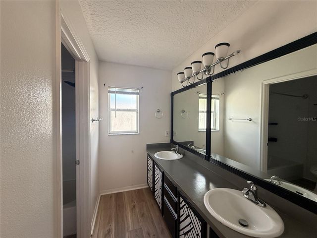 4413 RIVERTON DRIVE, Orlando, FL 32817